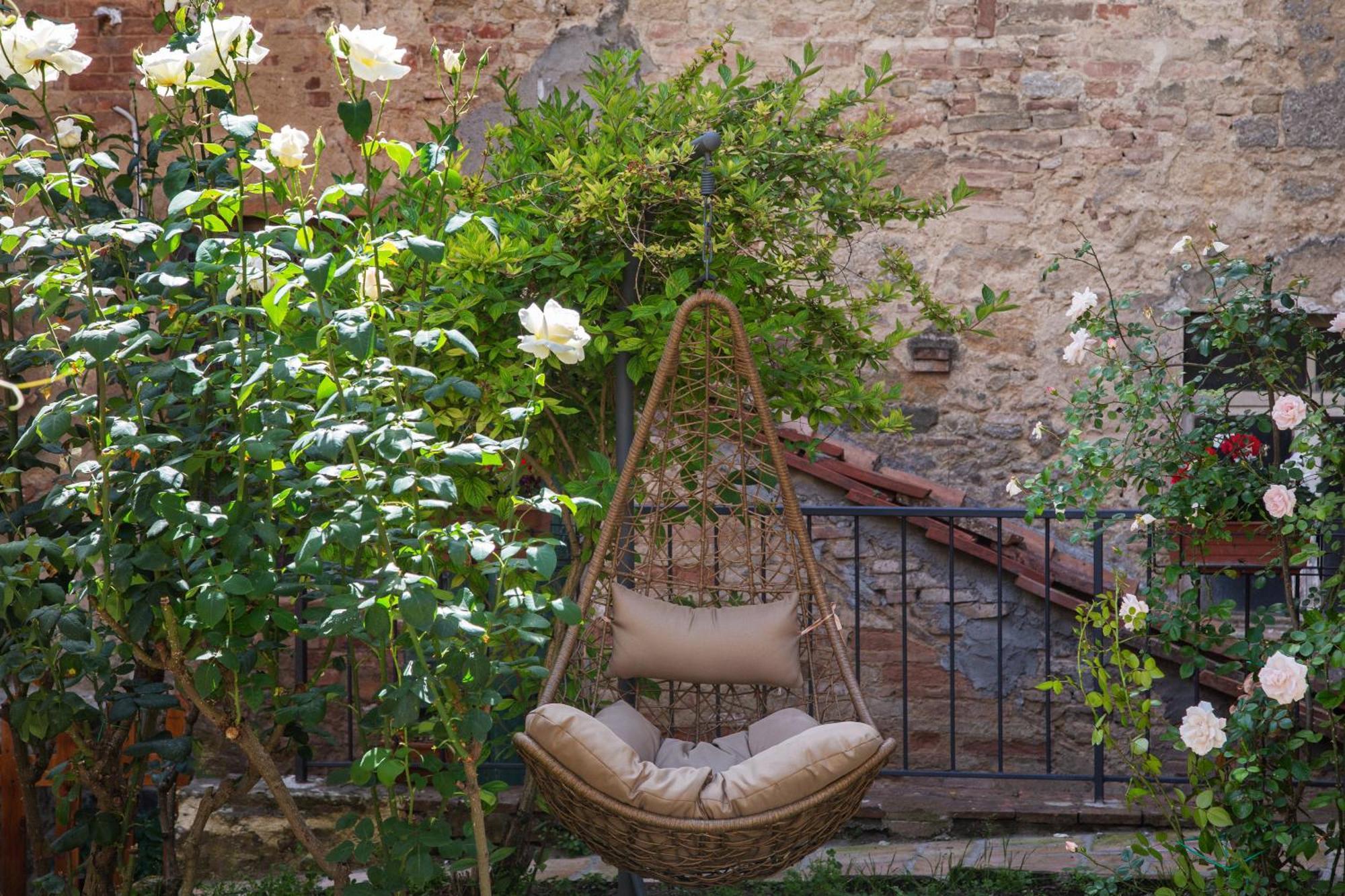 Il Cantuccio- Appartamento In Centro Con Giardino فولتيرا المظهر الخارجي الصورة